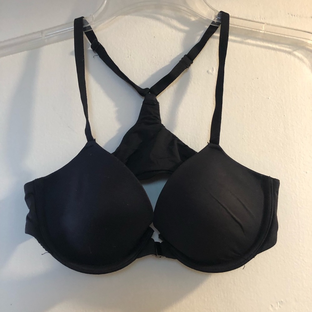 Black front clasping bra. 32A